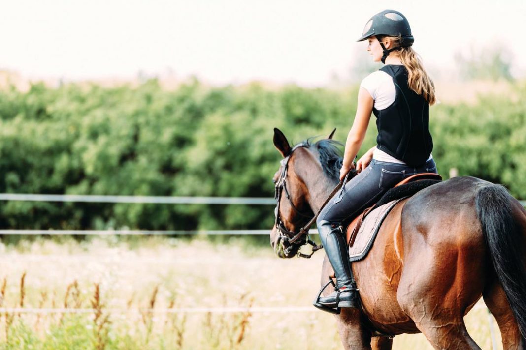 horse riding near me