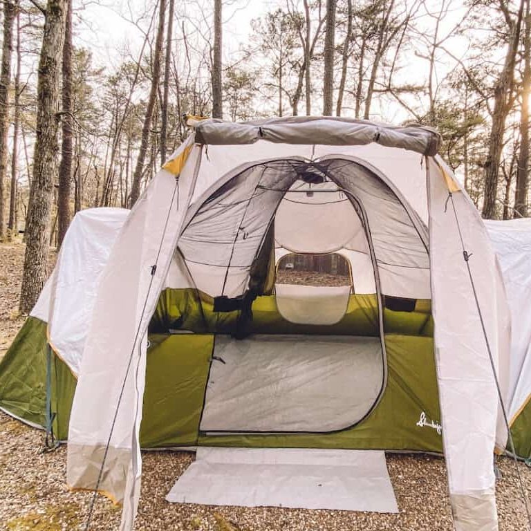 how to set up a tent in the rain