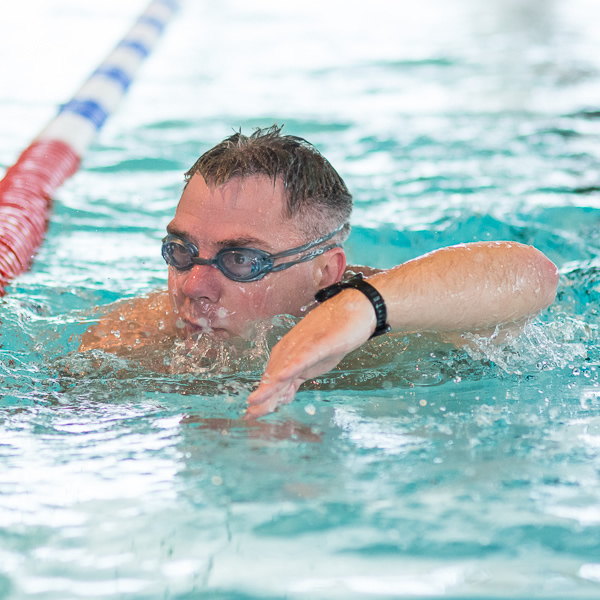 adult swimming lessons