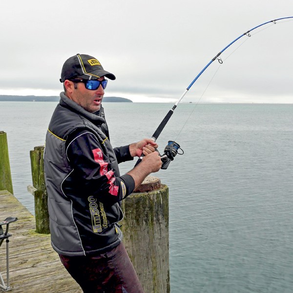 set up a fishing rod hook and sinker