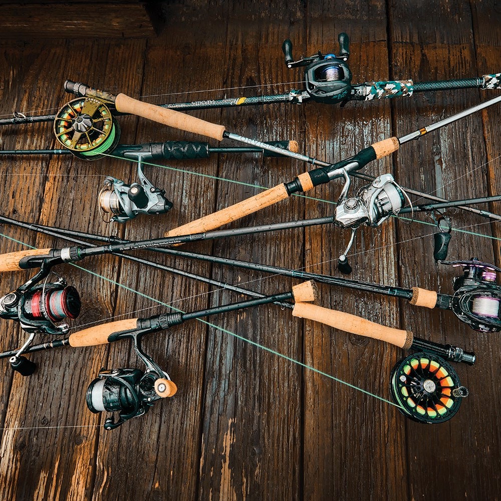set up a fishing rod hook and sinker