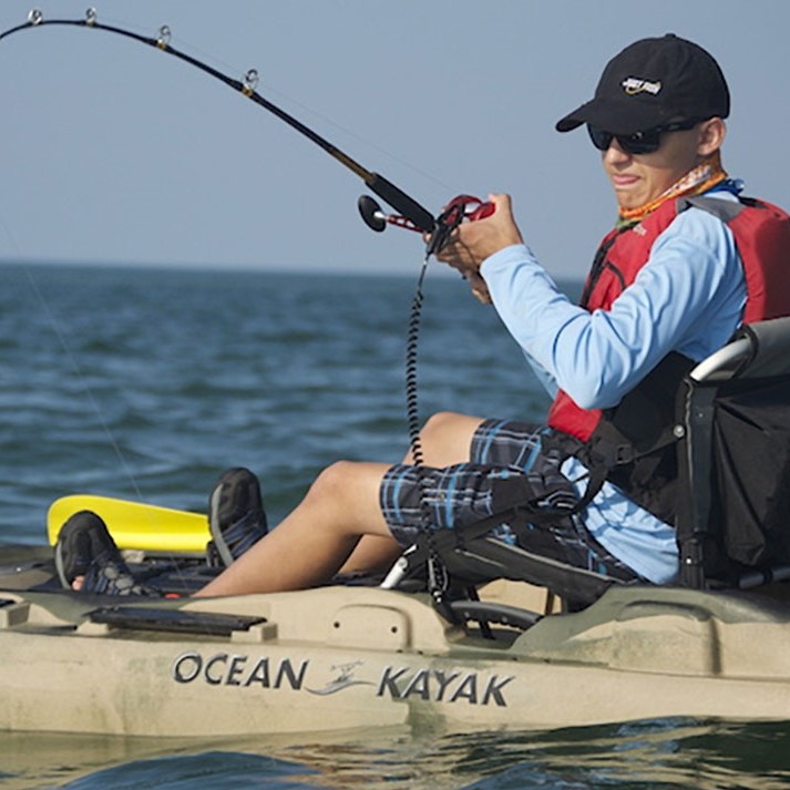 set up a fishing rod hook and sinker