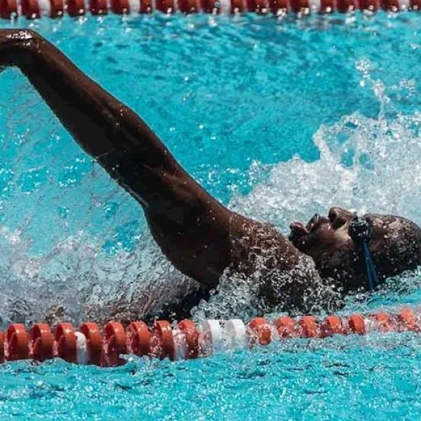 backstroke swimming