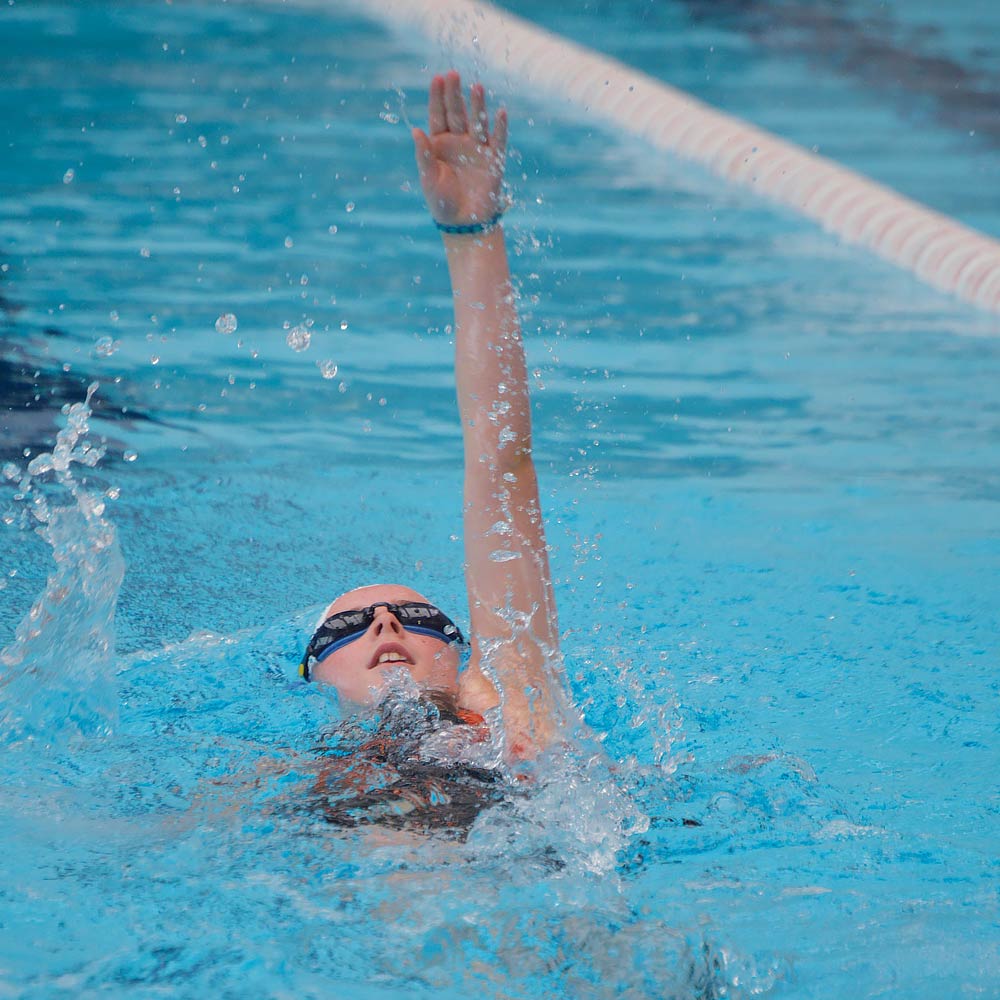 backstroke swimming