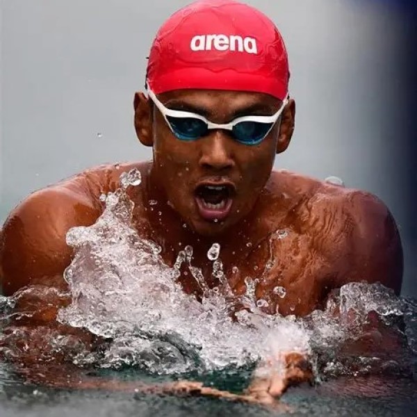 breaststroke swimming
