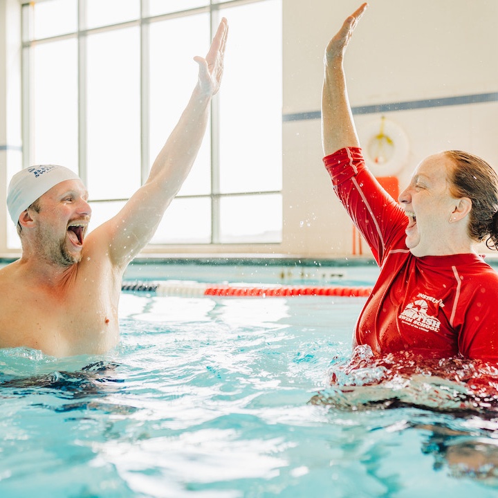 adult swimming classes