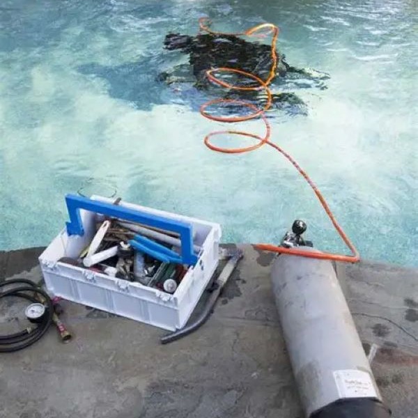 swimming pool leak detectors