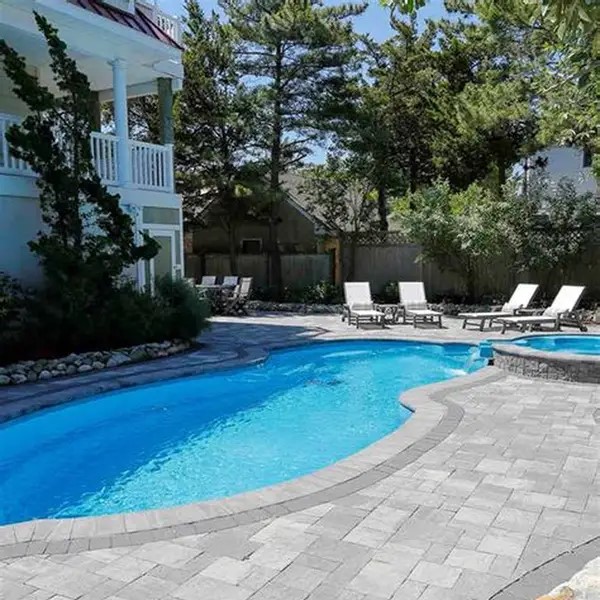 inground swimming pool