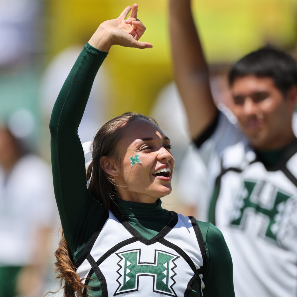 college football christmas eve