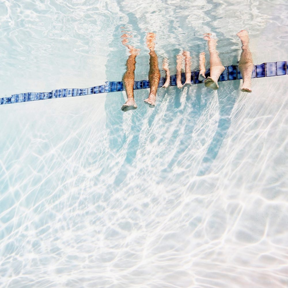 will swimming make a yeast infection worse