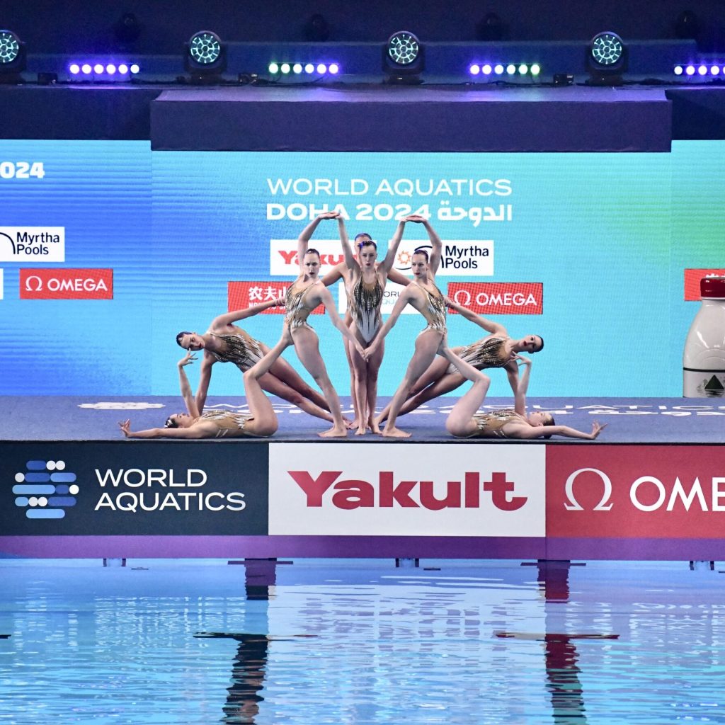 what is artistic swimming