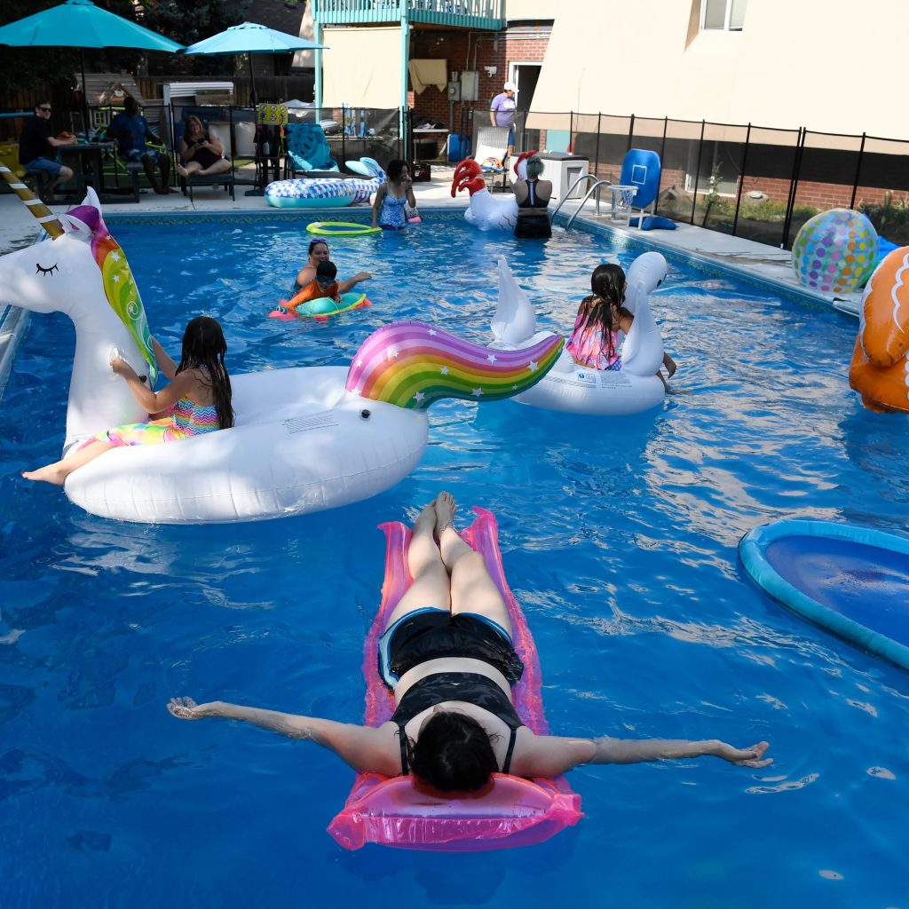 swimming pool rental