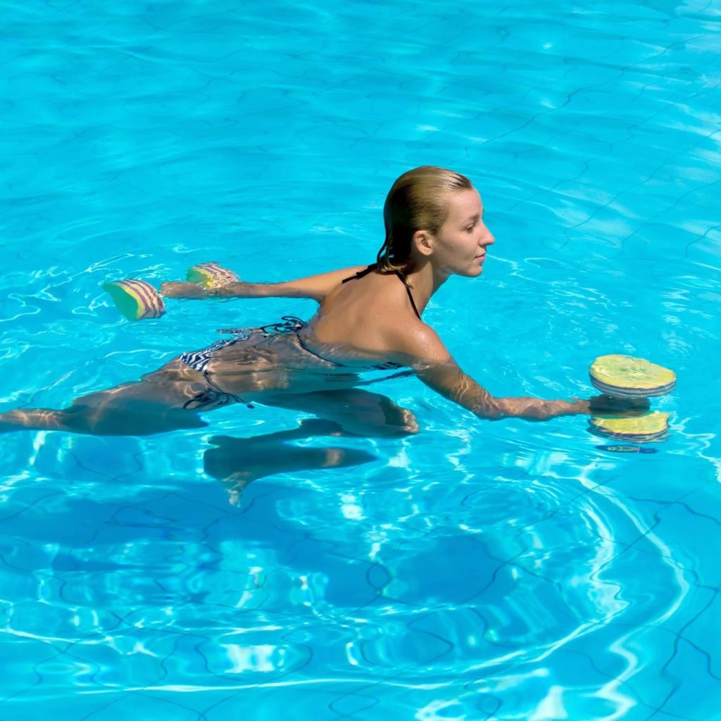 swimming to lose weight