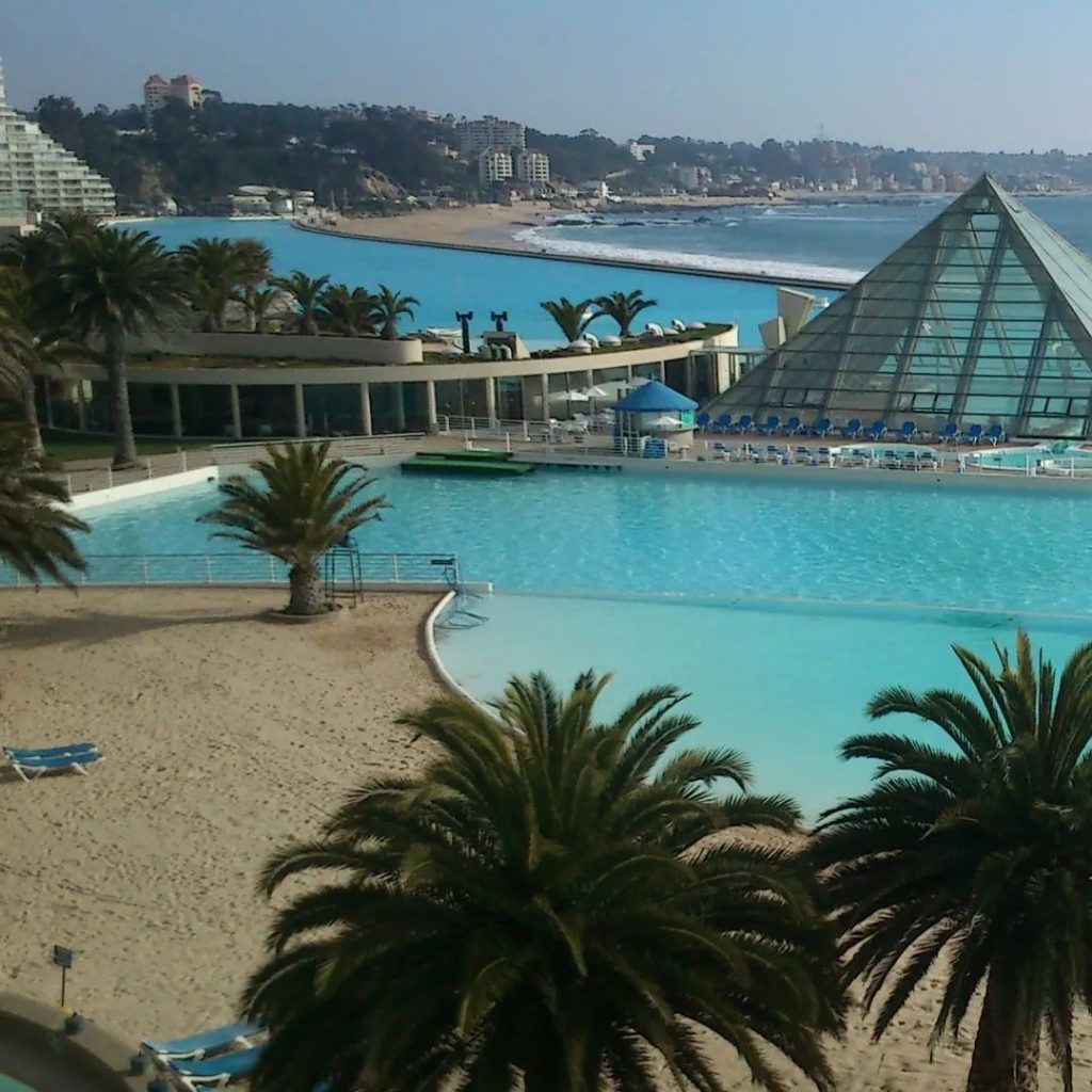 largest swimming pool in the world