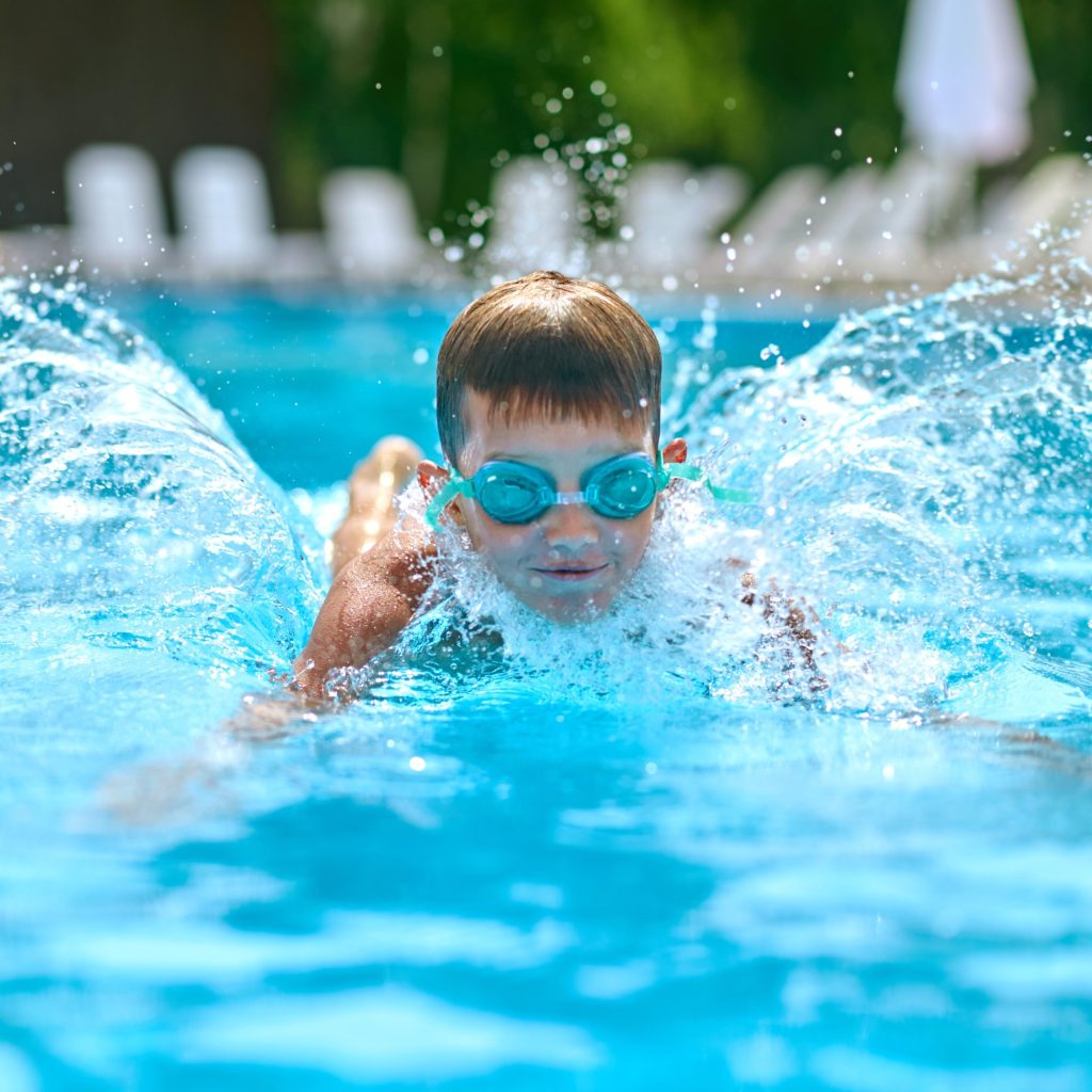 swimming with contacts