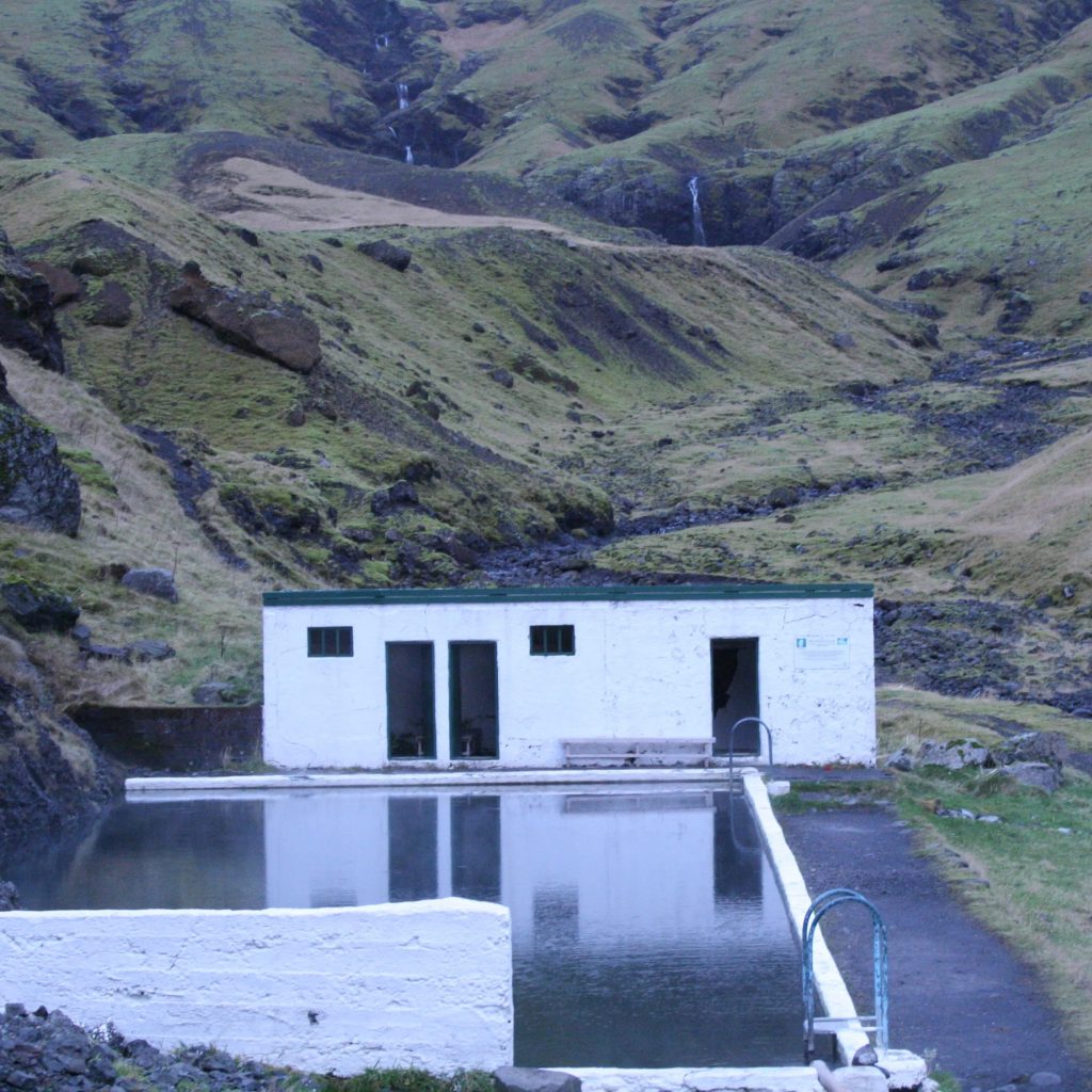 seljavallalaug swimming pool