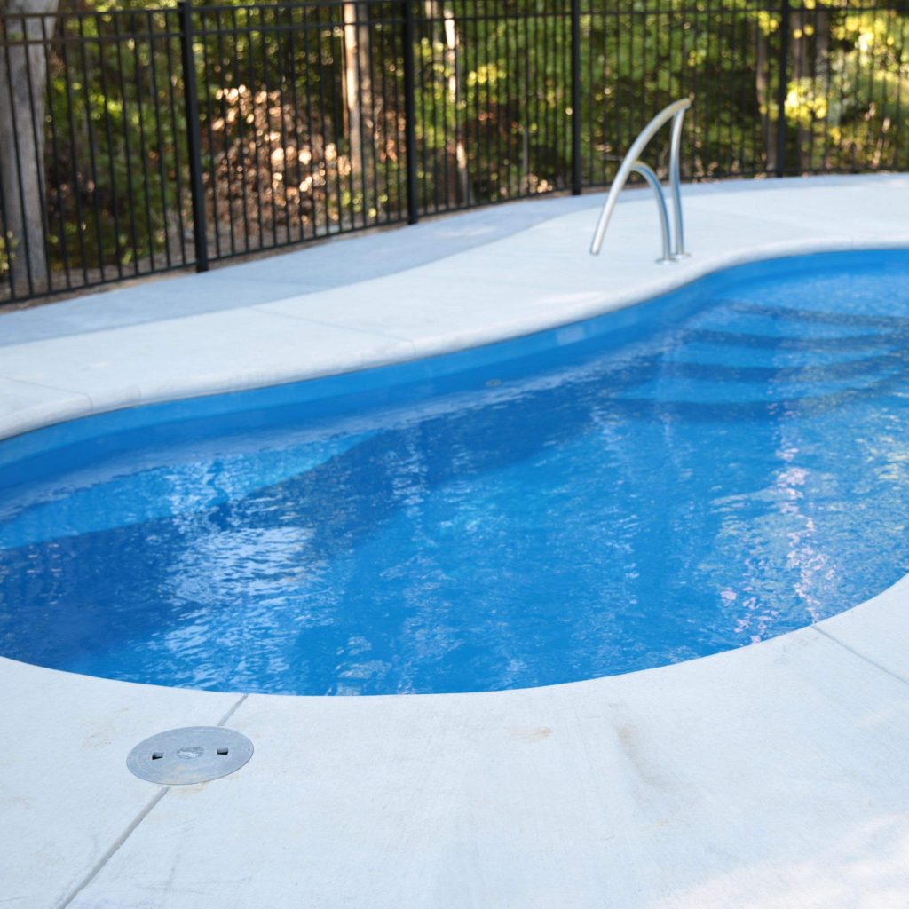 in ground swimming pool