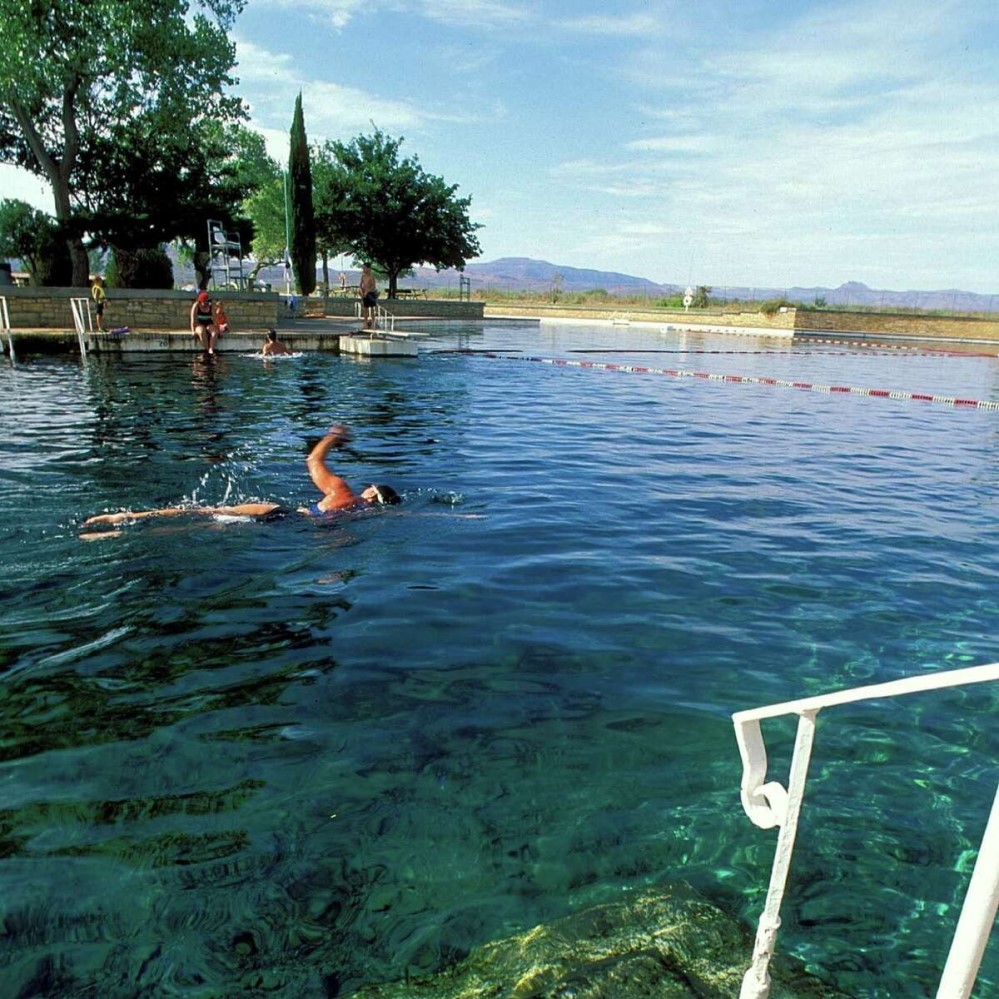 places to go swimming